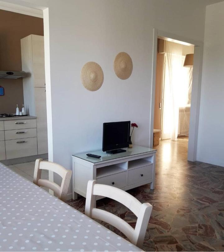 Stella Di Mare Apartment Rimini Exterior photo